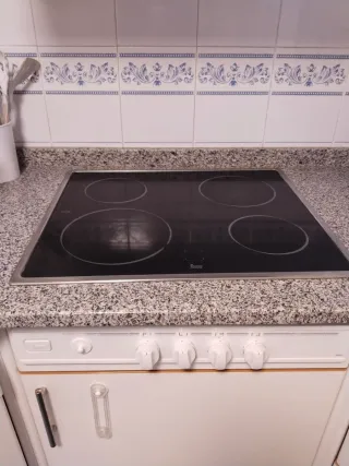 Placa vitrocerámica Teka 4 fuegos