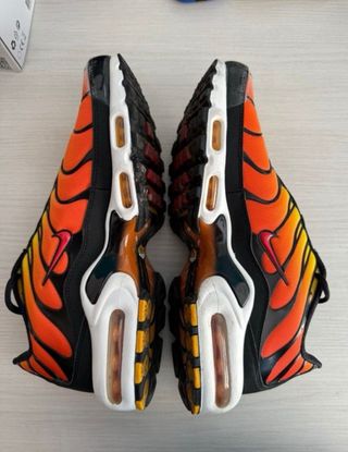 Nike Air Max Plus TN T42 Naranja Amarillo