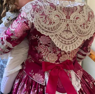 Traje de Fallera Rosa y Plata