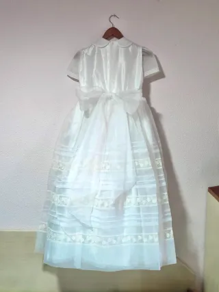 Vestido de Comunión con Accesorios