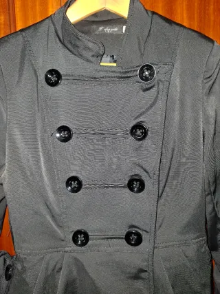 Gabardina negra mujer