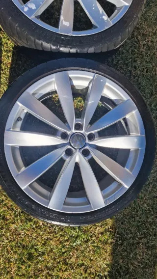 Llantas VW y Neumáticos Michelin