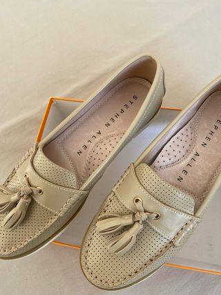 Zapatos STEPHEN ALLEN Beige/Dorado