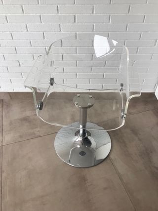 Silla giratoria acrílico y metal