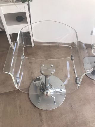 Silla giratoria acrílico y metal
