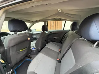 Opel Astra 2004