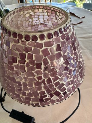 Lámpara de mesa mosaico morado