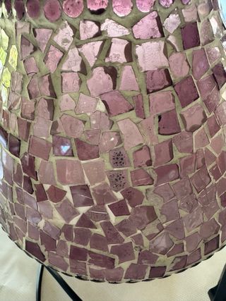 Lámpara de mesa mosaico morado