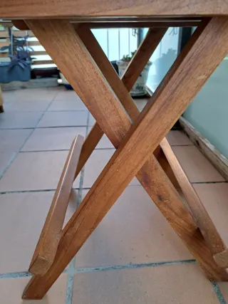 Mesita auxiliar madera balcón/terraza