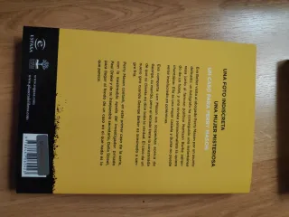 El caso de las garras de terciopelo (Serie Perr...