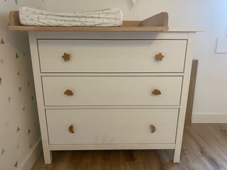 Cómoda infantil blanca