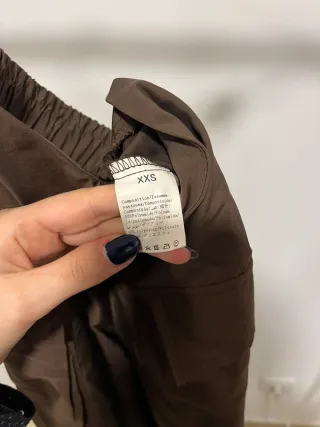 Calças cargo castanhas cintura V