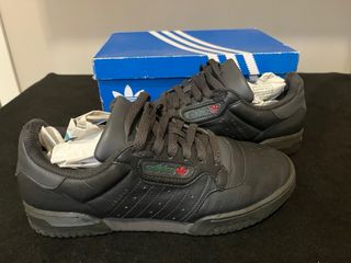 Adidas Yeezy Calabasas