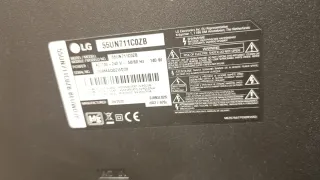 Smart TV LG Negro con pequeño golpe