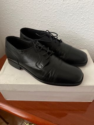 Zapatos de vestir Guy Laroche piel negros