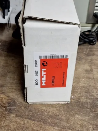 Hilti Klemmschelle 100 pezzi