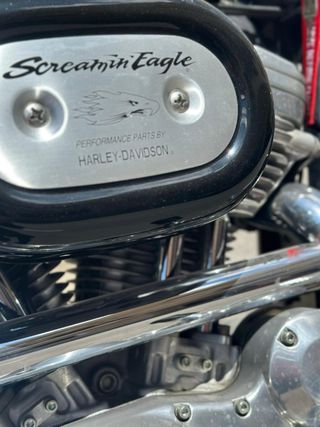 Harley Davidson Sportster 883 Negra/Amarilla