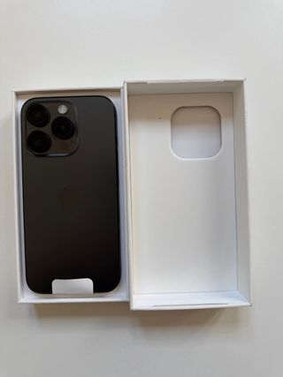 iPhone 15 Pro Negro