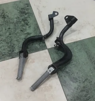 Reposapiés Piaggio Typhoon