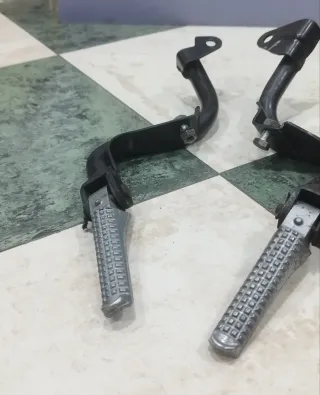 Reposapiés Piaggio Typhoon