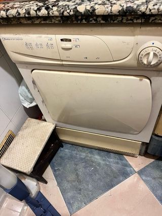 Lavadora escalera secadora