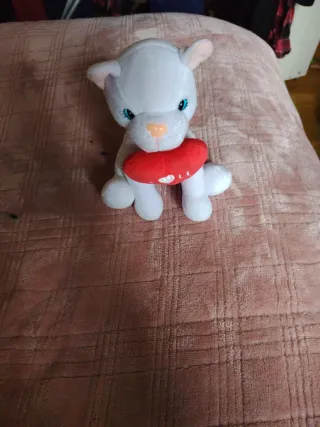 Peluche gato blanco con corazón