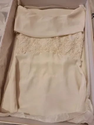 Abito da sposa color bianco avorio