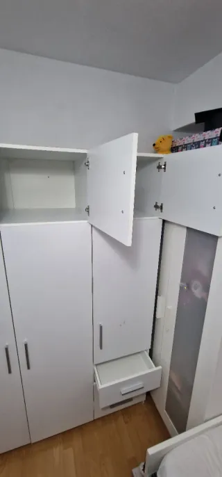 Armario 3 puertas 3 cajones 130x52x190