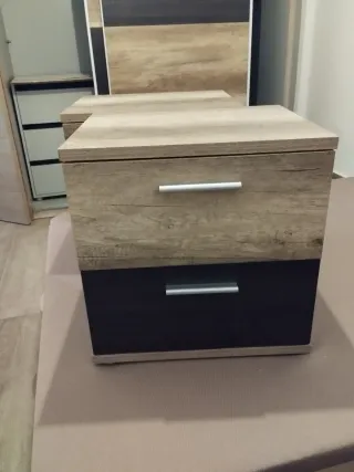 Mesilla de noche madera y metal