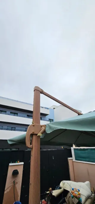 Parasol grande de jardín