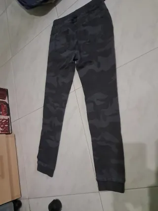 Pantalón camuflaje elástico Talla M