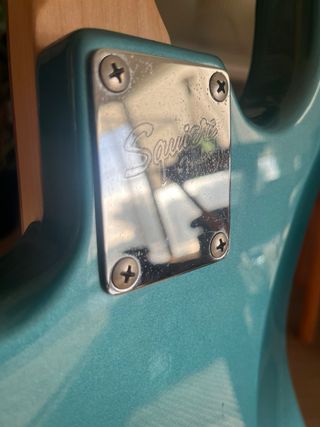 Fender Squier Stratocaster modificada – Fender Méx