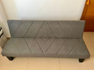 Sofá cama click clack gris NUEVO a ESTRENAR