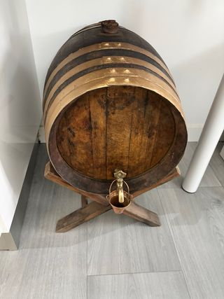 Barril Roble 30L con Grifo y Cubo
