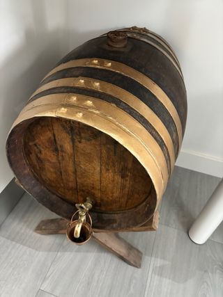 Barril Roble 30L con Grifo y Cubo