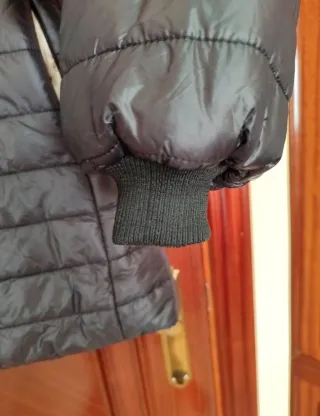 Chaqueta acolchada con pelo suave