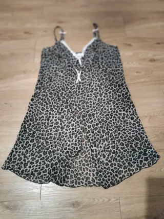 Camisón corto estampado leopardo