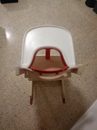 Silla Stokke con reductor y mesa