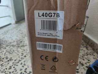 TV ChiQ L40G7B 40 Smart TV para piezas o reparar.