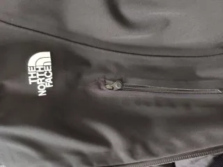 Chaqueta The North Face Negra Talla S Impermeable.