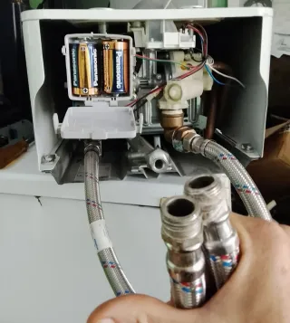 CALENTADOR A GAS JUNKERS /HIDRO BOSCH