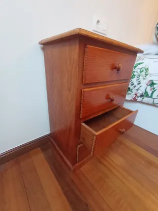 Mesitas de noche de madera (2 unidades)