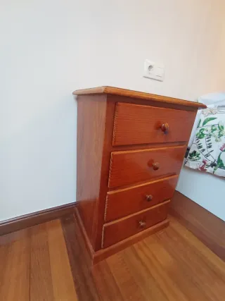 Mesitas de noche de madera (2 unidades)