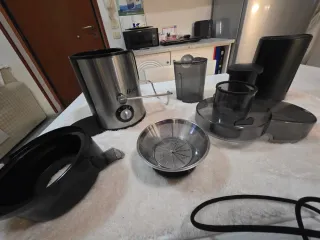 Estrattore succo frutta e verdura usato 3 volte