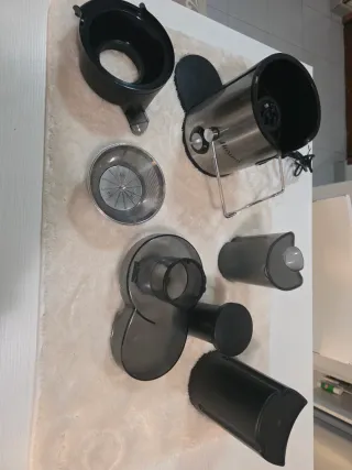 Estrattore succo frutta e verdura usato 3 volte