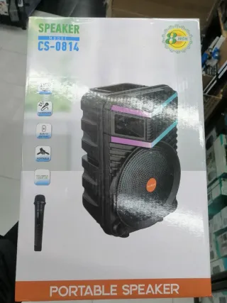 Altavoz Avcrowns 8 1000W CH-880 con Micrófono