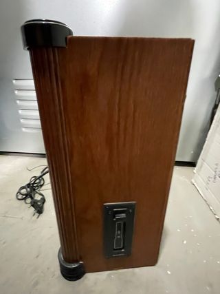 Radio Cassette Vintage Marrón