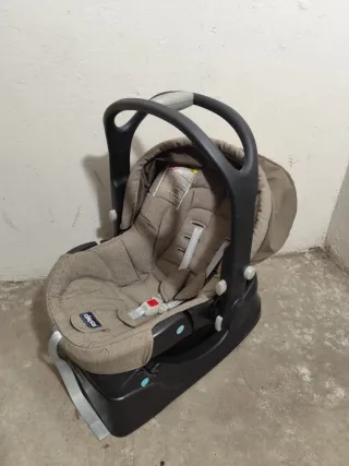 Carro bebé y silla seguridad coche