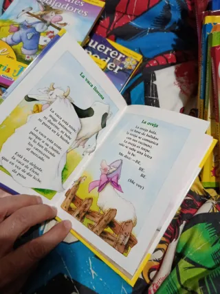 Lee con Gloria Fuertes. 31 libros.