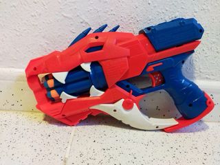 Pistola Nerf Elite + Blaster Automático